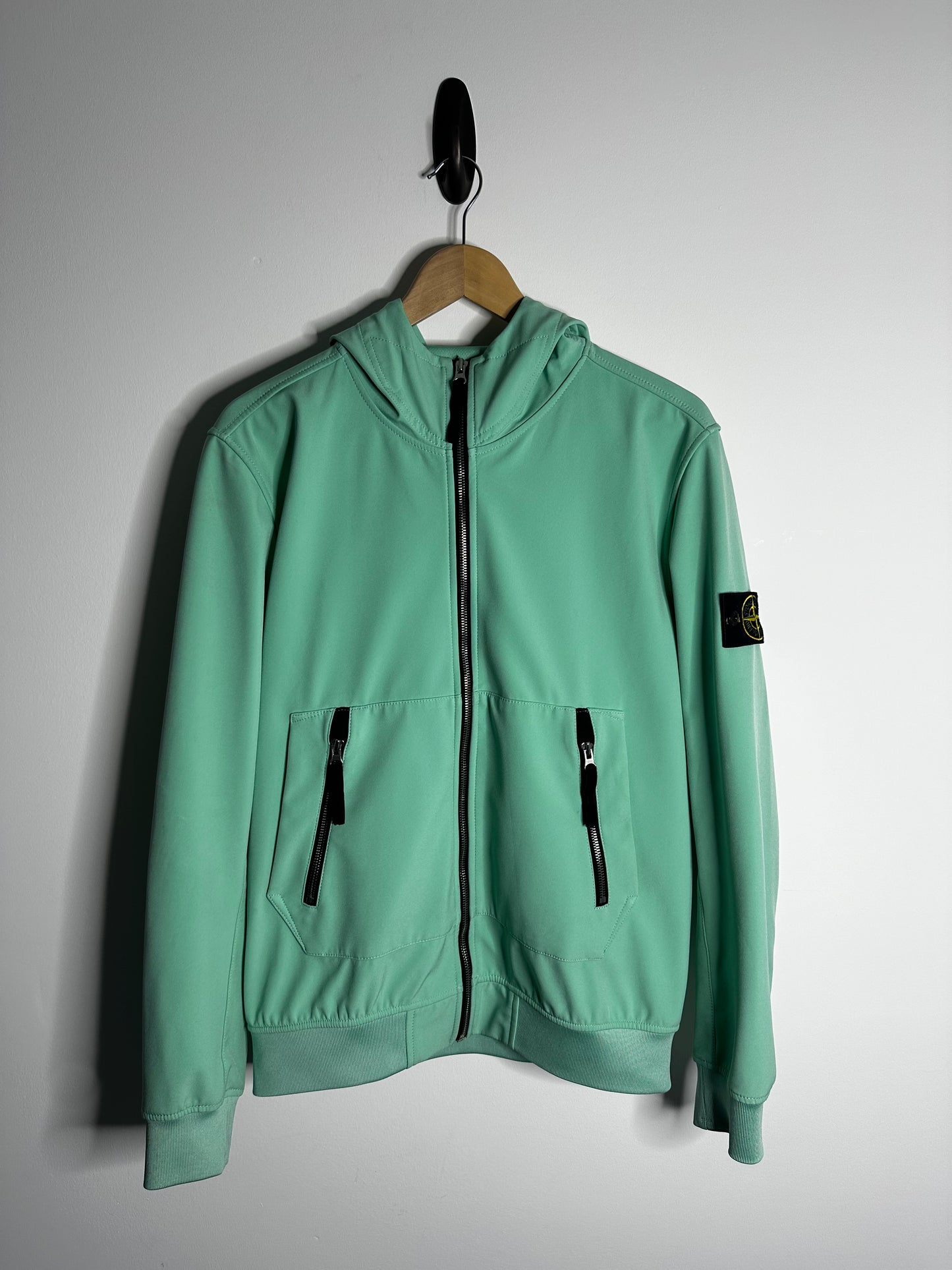Stone Island Mint Green Light Soft Shell - R eDye Technloogy Hooded Jacket - Medium