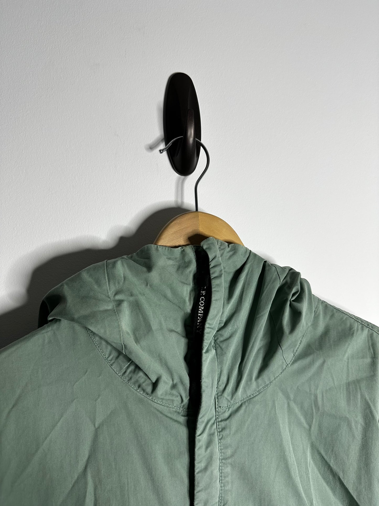 C.P. Company Green Gabardine Hooded Overshirt - Large