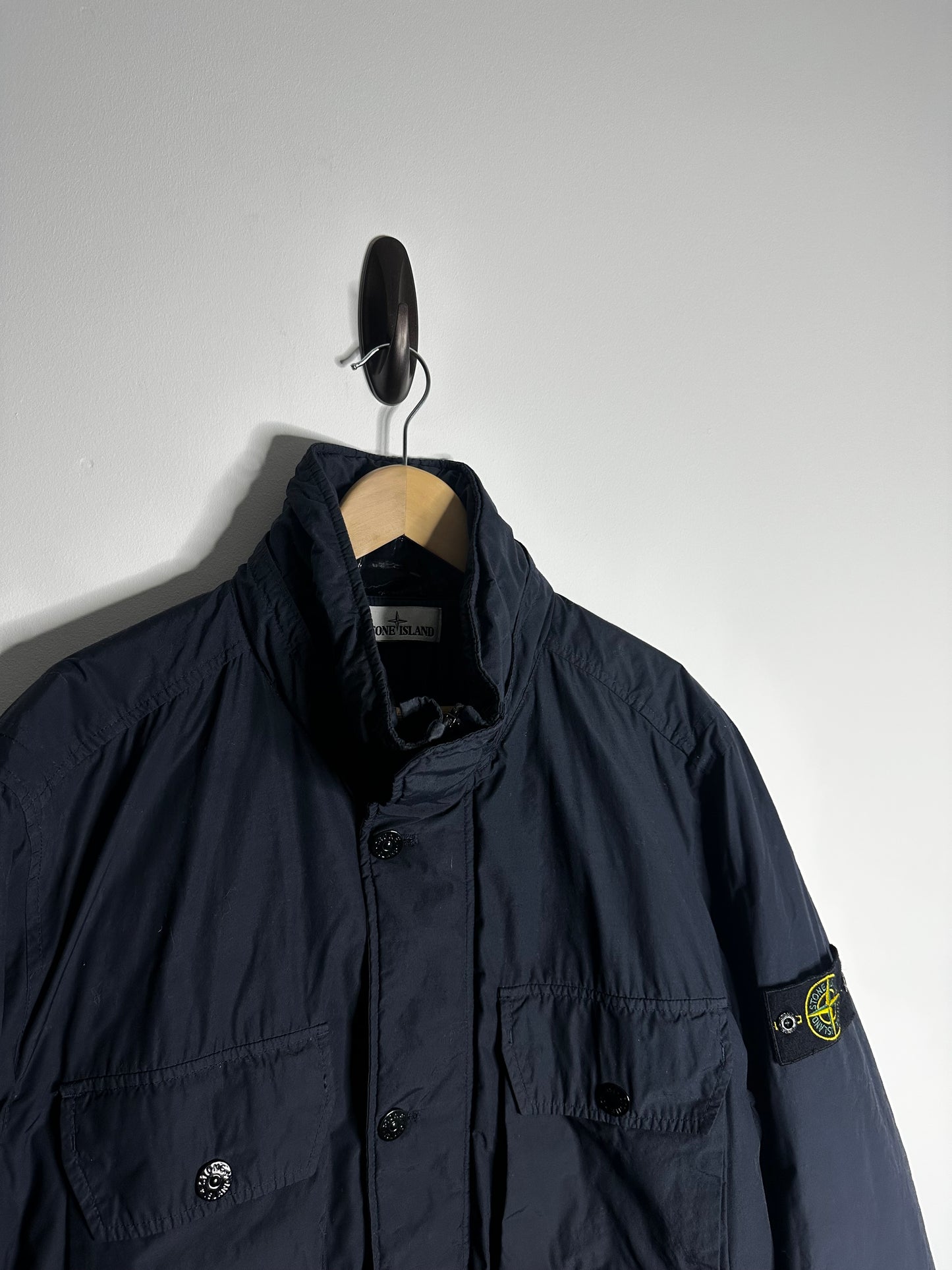 Stone Island Navy Naslan Light Watro Primaloft Field Jacket - Extra Large