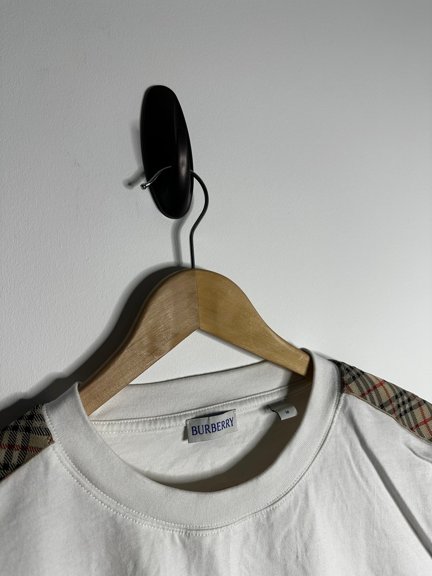 Burberry White Checked Shoulder Cotton Jersey T - Shirt - Medium