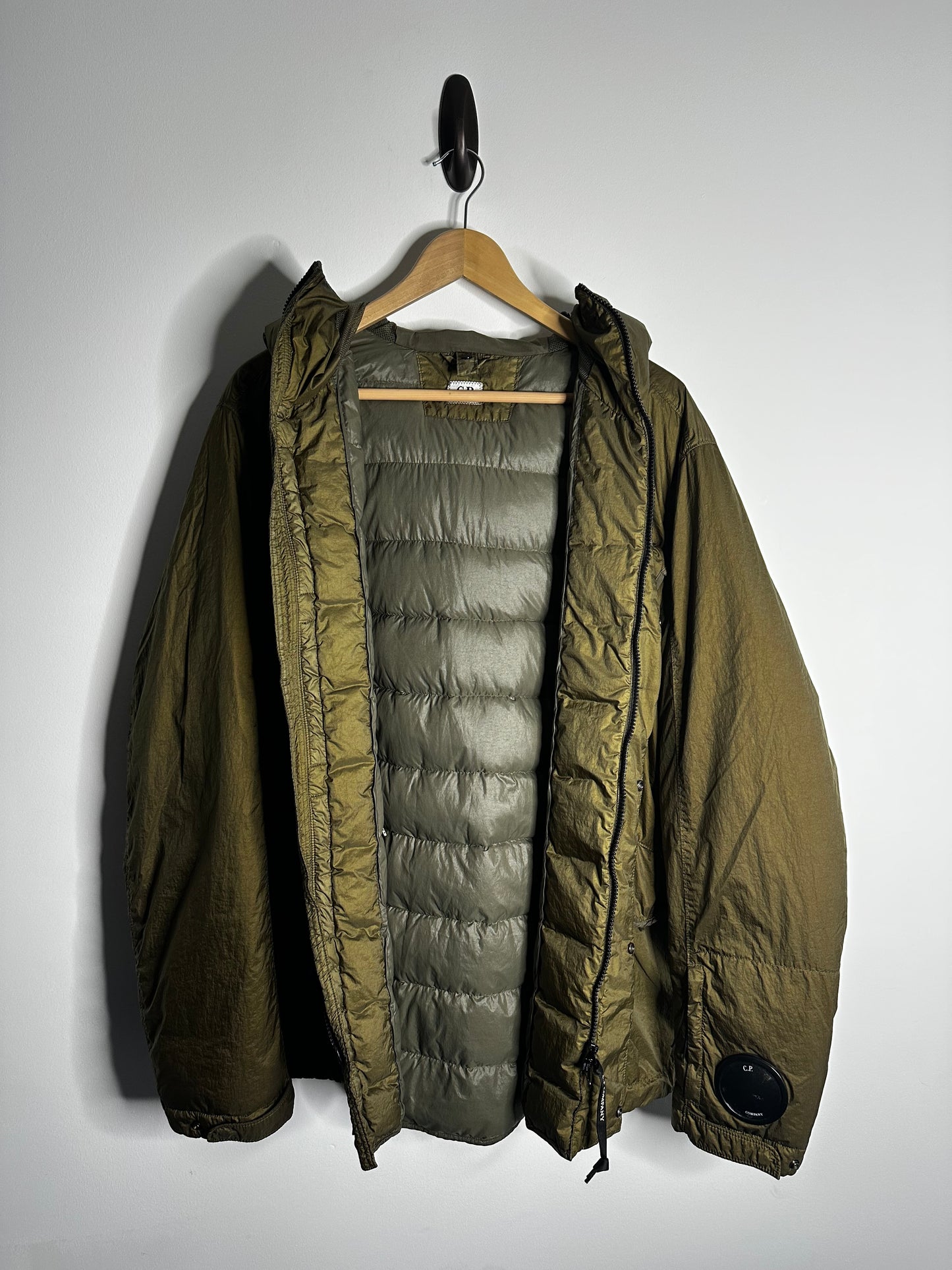 C.P. Company Khaki Nyfoil Utility Watchviewer Mille Goggle Down Jacket - Large