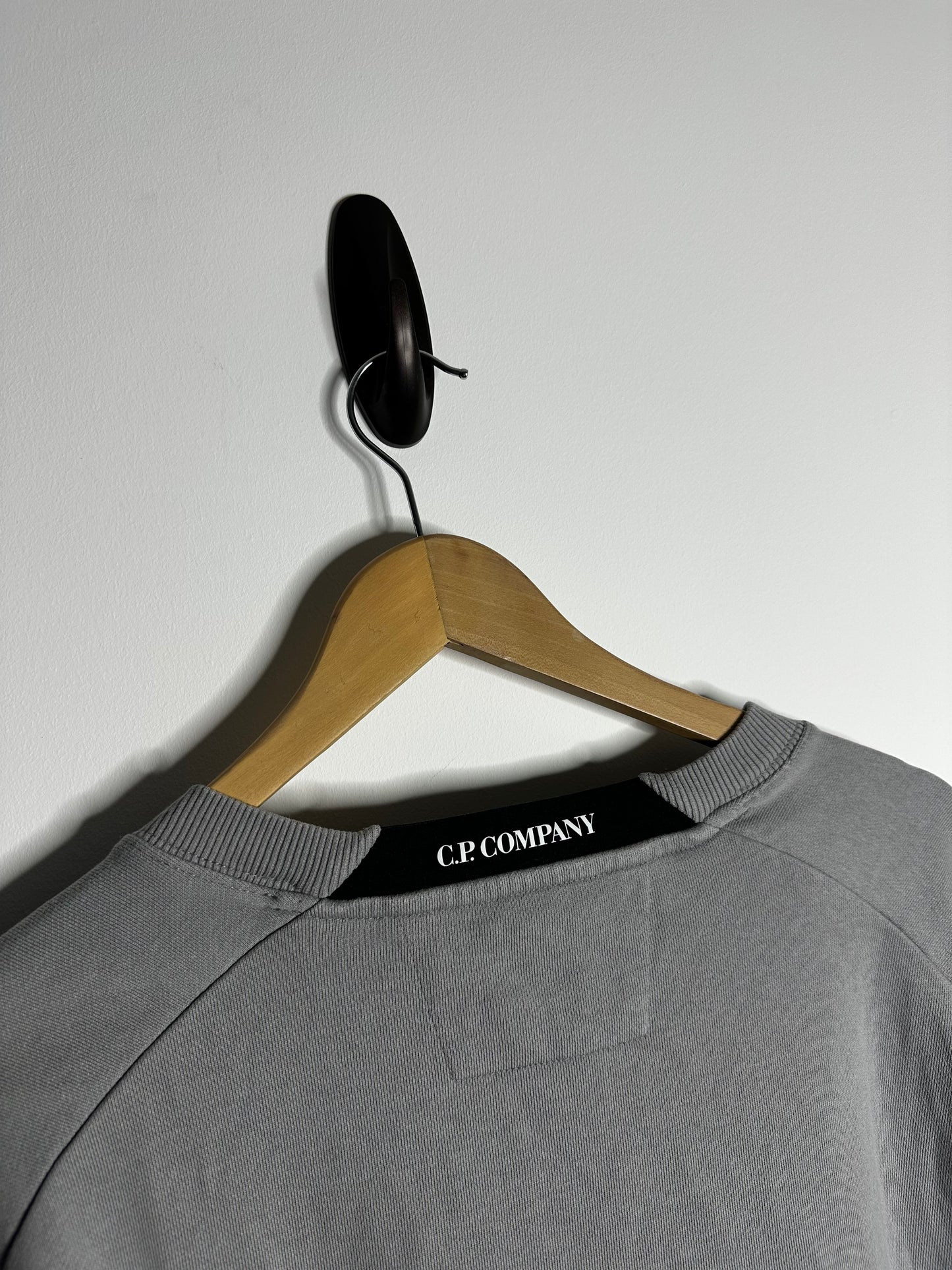 C.P. Company Grey Arm Lens Sweatshirt - XXXL