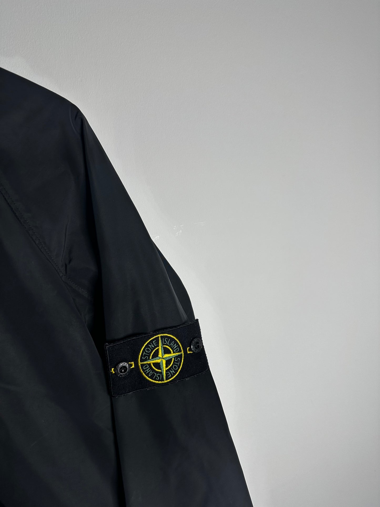 Stone Island Black Micro Reps Multipocket Parka - Large