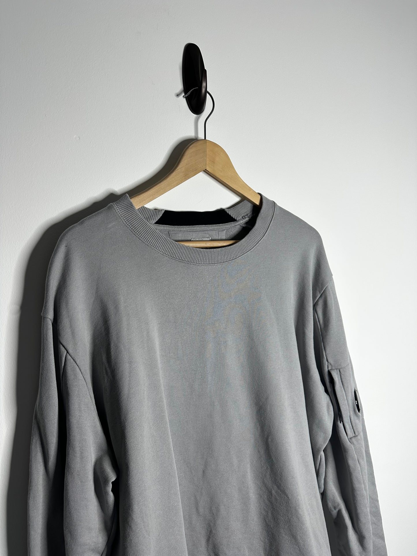 C.P. Company Grey Arm Lens Sweatshirt - XXXL